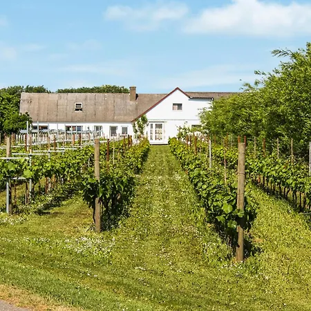Holiday home 4 Bedroom Lovely In Ranum
