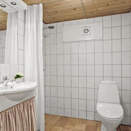 Holiday home 4 Bedroom Lovely In