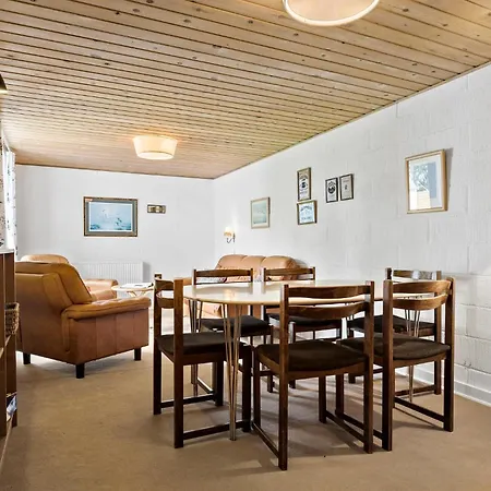 Casa de Férias 4 Bedroom Lovely In Ranum